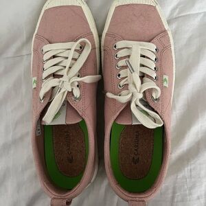 Cariuma rose canvas sneakers